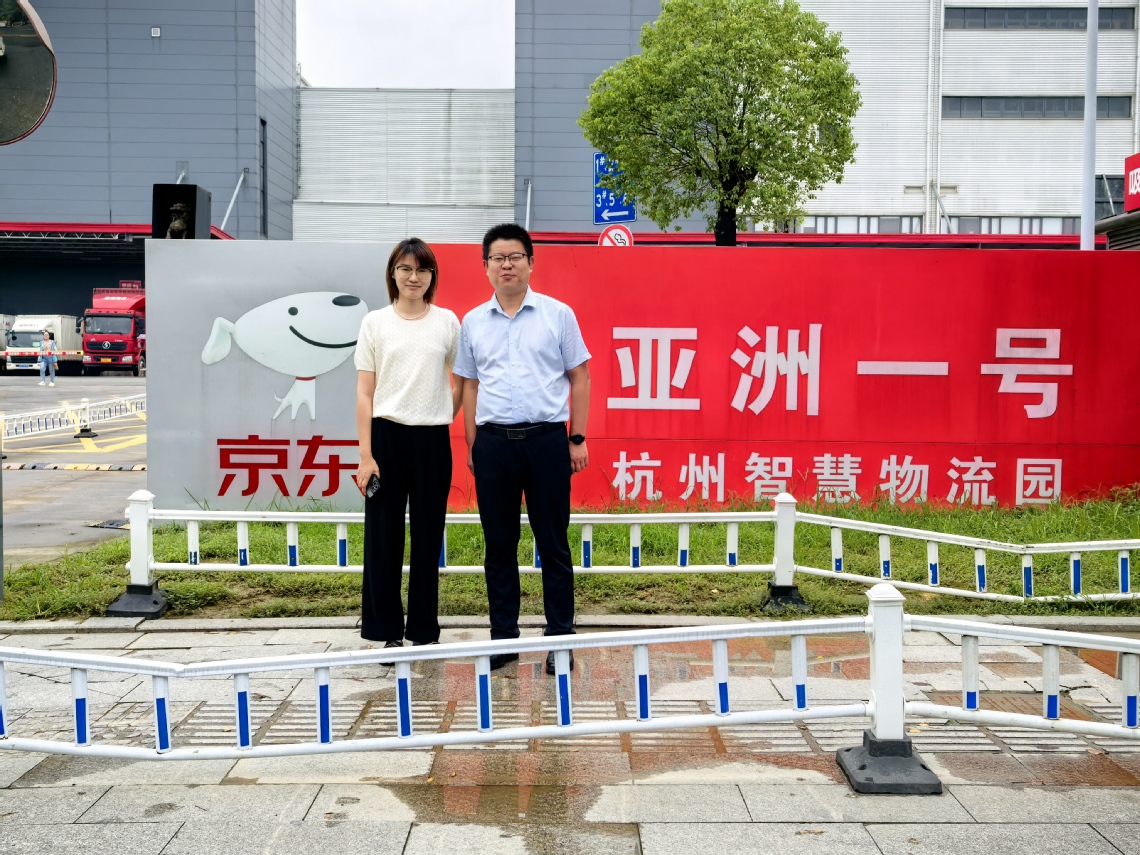 c071f645a80c48eedee2809943b8972.jpg c071f645a80c48eedee2809943b8972.jpg